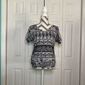 ❗️Closet Clear Out❗️Espresso Gray Tribal Print Shirt